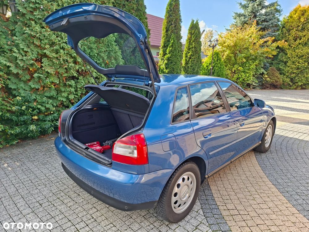 Audi A3 Sportback 2001 photo 3