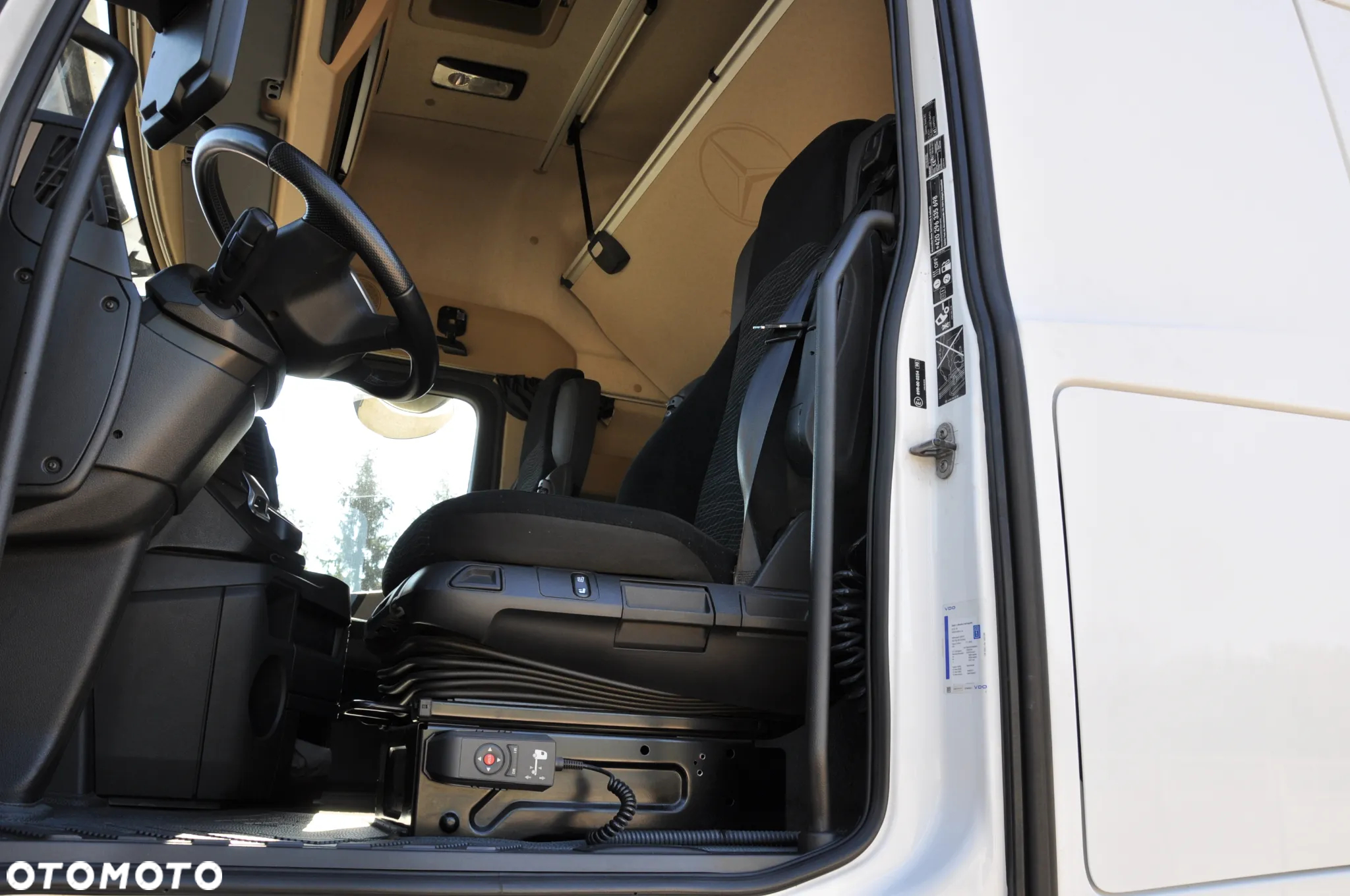 Mercedes-Benz Actros bez retardera - 13