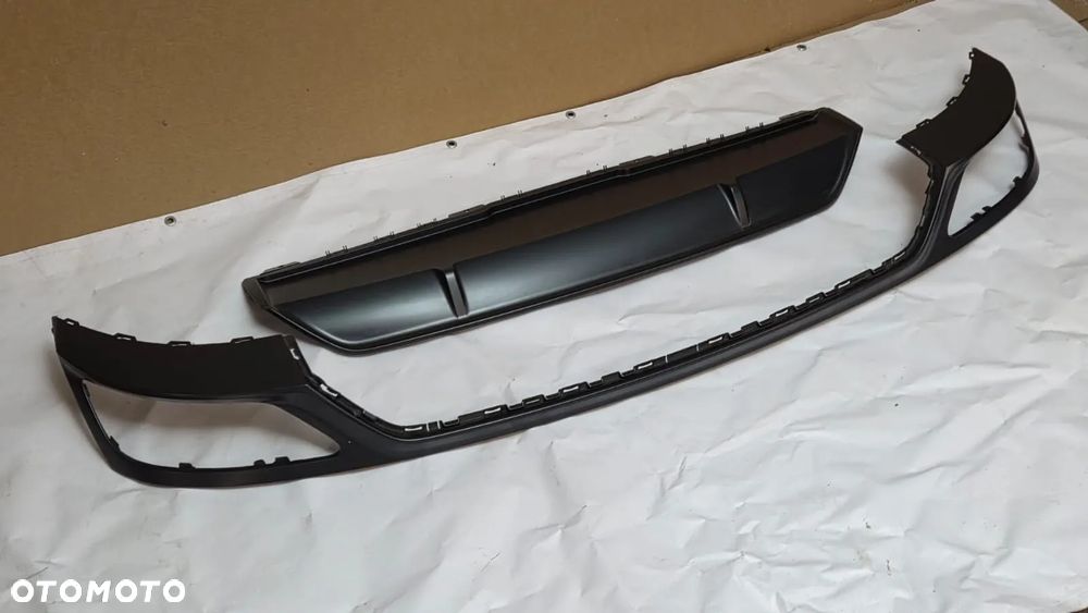 AUDI Q8 spoiler zderzaka tył dokładka 4M8807521C 4M8807733A 4M8807941C 4M8807568 4M8807941F - 2