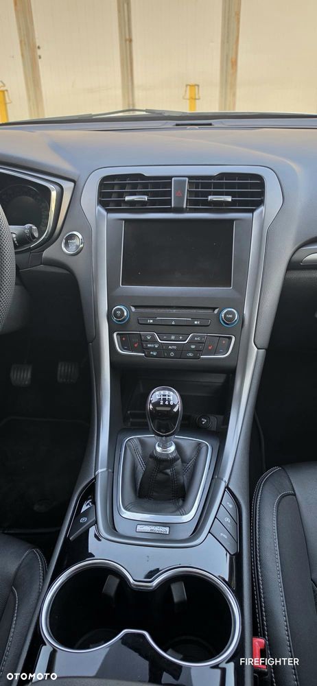 Ford Mondeo 2.0 TDCi Titanium - 23