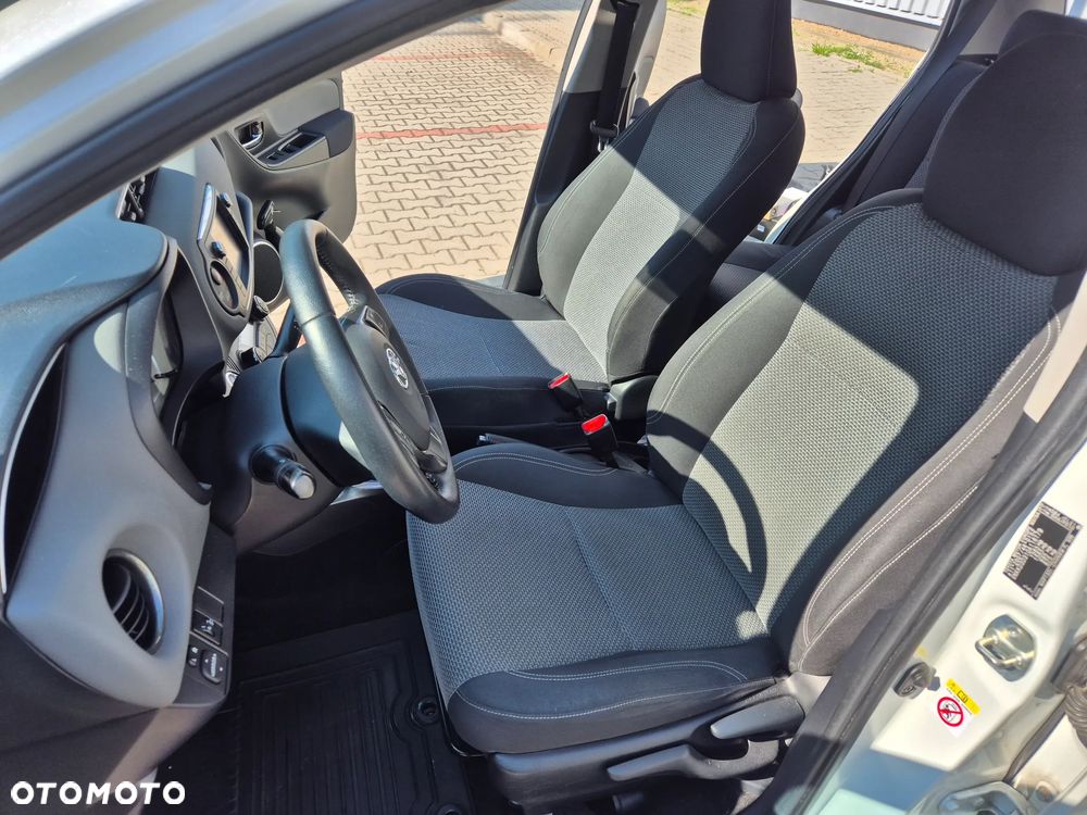 Toyota Yaris - 21