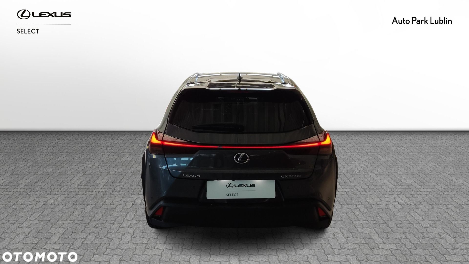 Lexus UX - 4