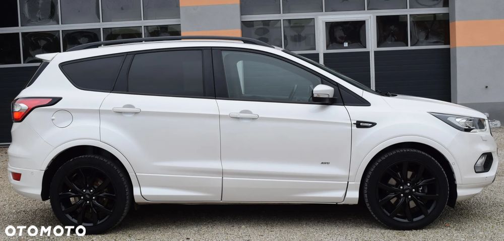 Ford Kuga 2.0 TDCi 4x4 ST-Line - 14