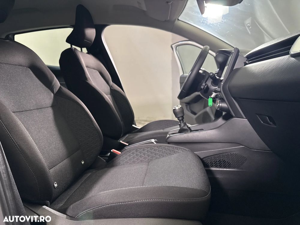 Renault Clio - 12