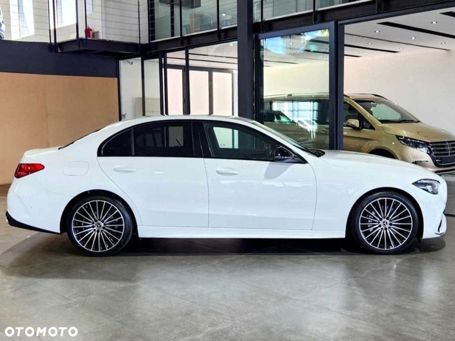 Mercedes-Benz Klasa C 200 mHEV 4-Matic AMG - 3