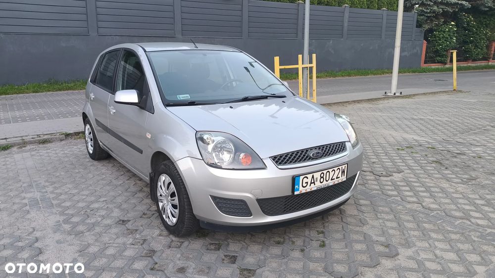 Ford Fiesta - 2