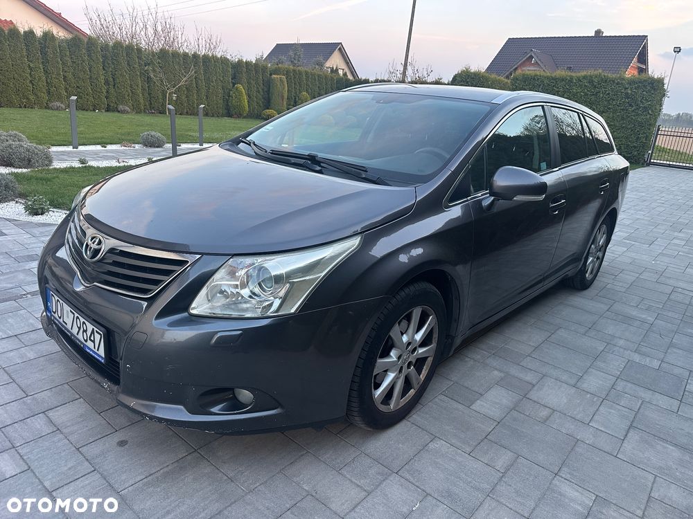 Toyota Avensis 2.0 Sol EU5 MS - 1