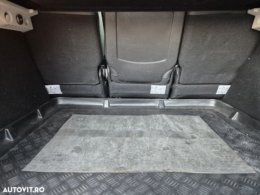 Renault Scenic - 11