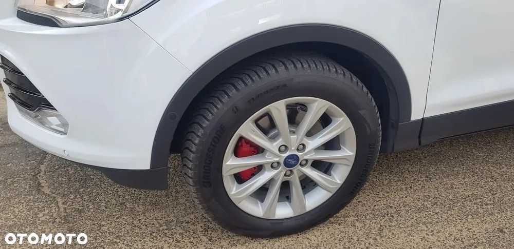 Ford Kuga - 18