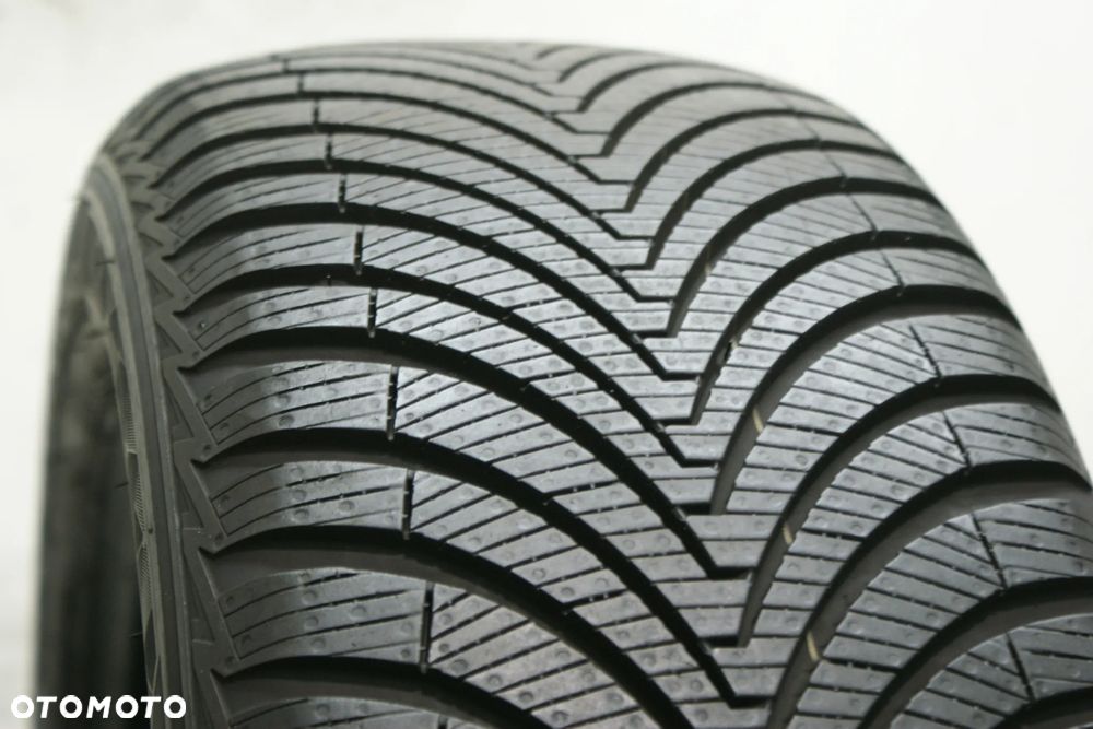 215/55R16 KUMHO SOLUS 4S HA32 , 6,9mm 2022r - 2