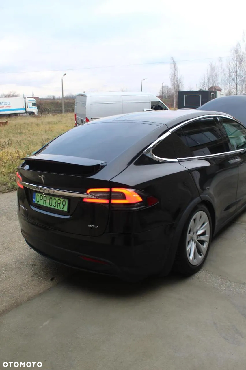 Tesla Model X Long Range Plus - 7