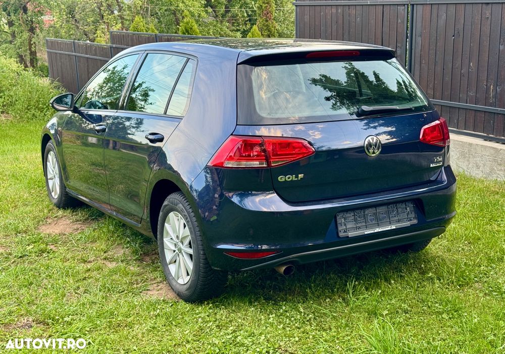 Volkswagen Golf - 12