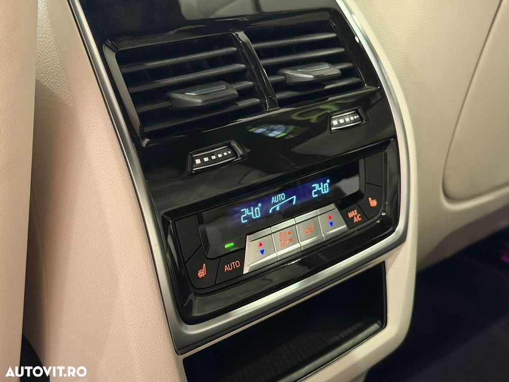 BMW X6 xDrive40i AT MHEV - 31