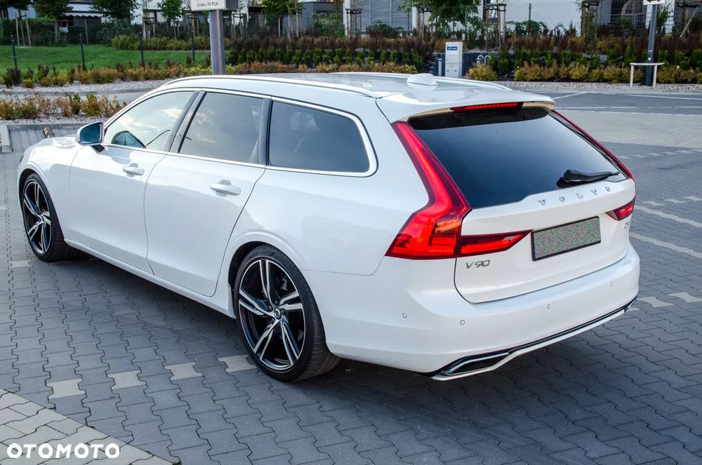 Volvo V90 D4 Geartronic R Design - 17