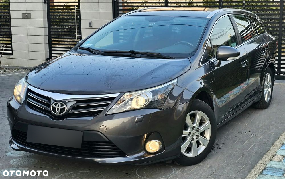 Toyota Avensis 1.8 Style - 2