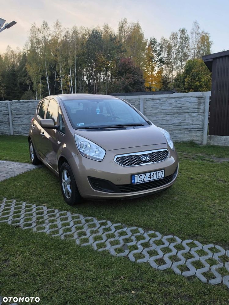 Kia Venga - 1