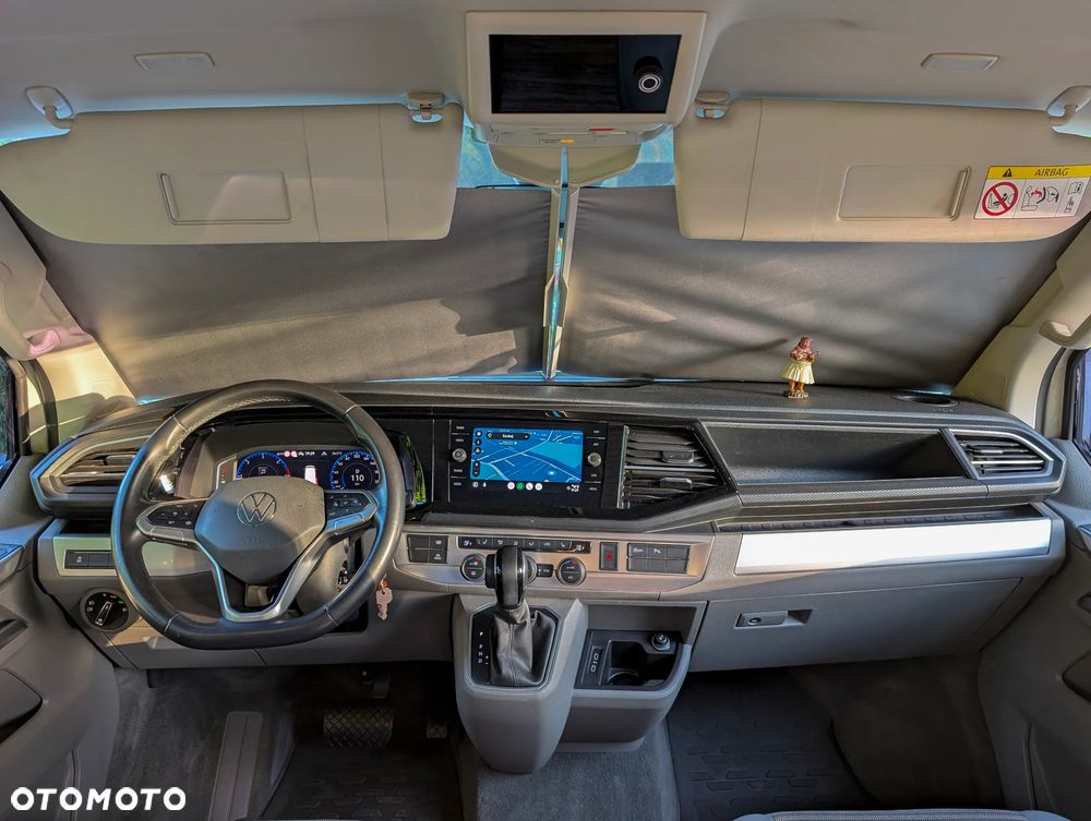 Volkswagen California - 34