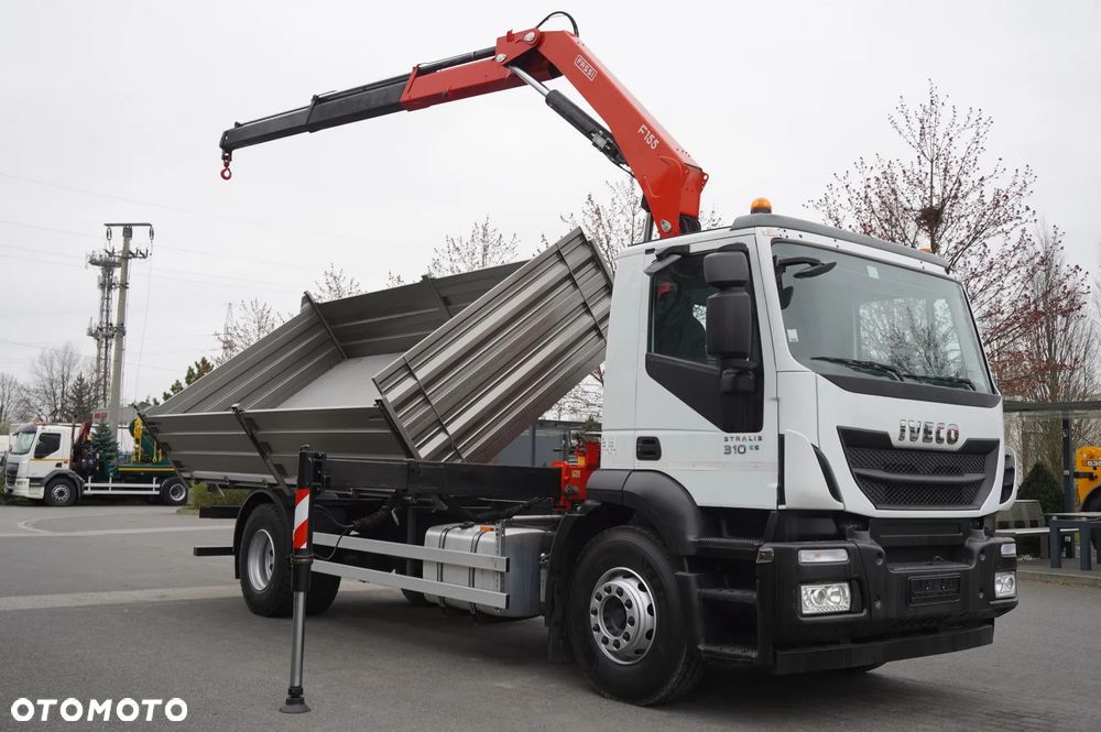 Iveco Stralis 19.310 E6 4x2 / Fassi F155A.0.22 / 690 MTH! / pilot / NOWA 3-stronna wywrotka - 16