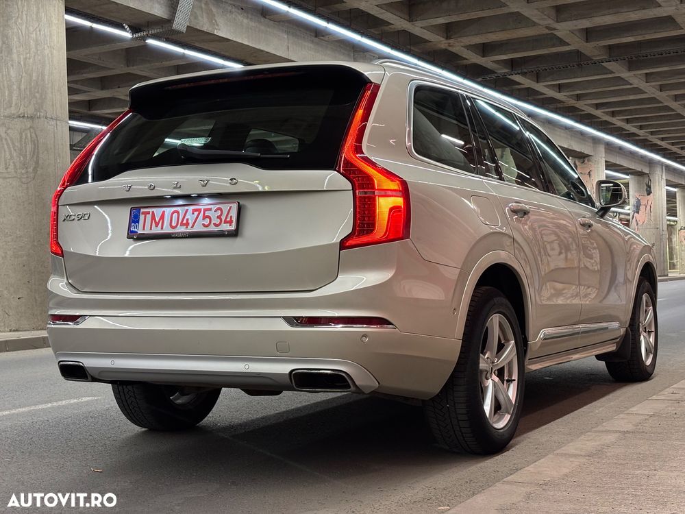 Volvo XC 90 D5 AWD Geartronic Inscription - 4