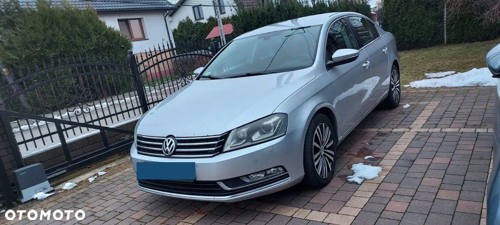 Volkswagen Passat 2.0 TDI Comfortline DSG - 1