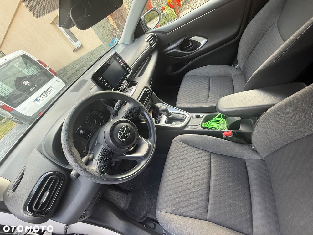 Toyota Yaris - 14
