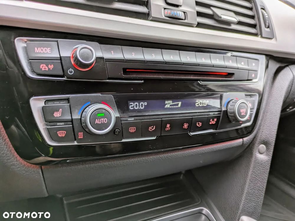 BMW Seria 3 318d - 28