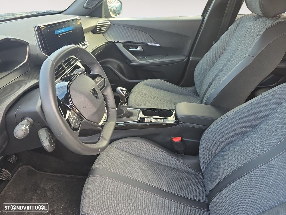 Peugeot 2008 1.2 PureTech Allure - 9