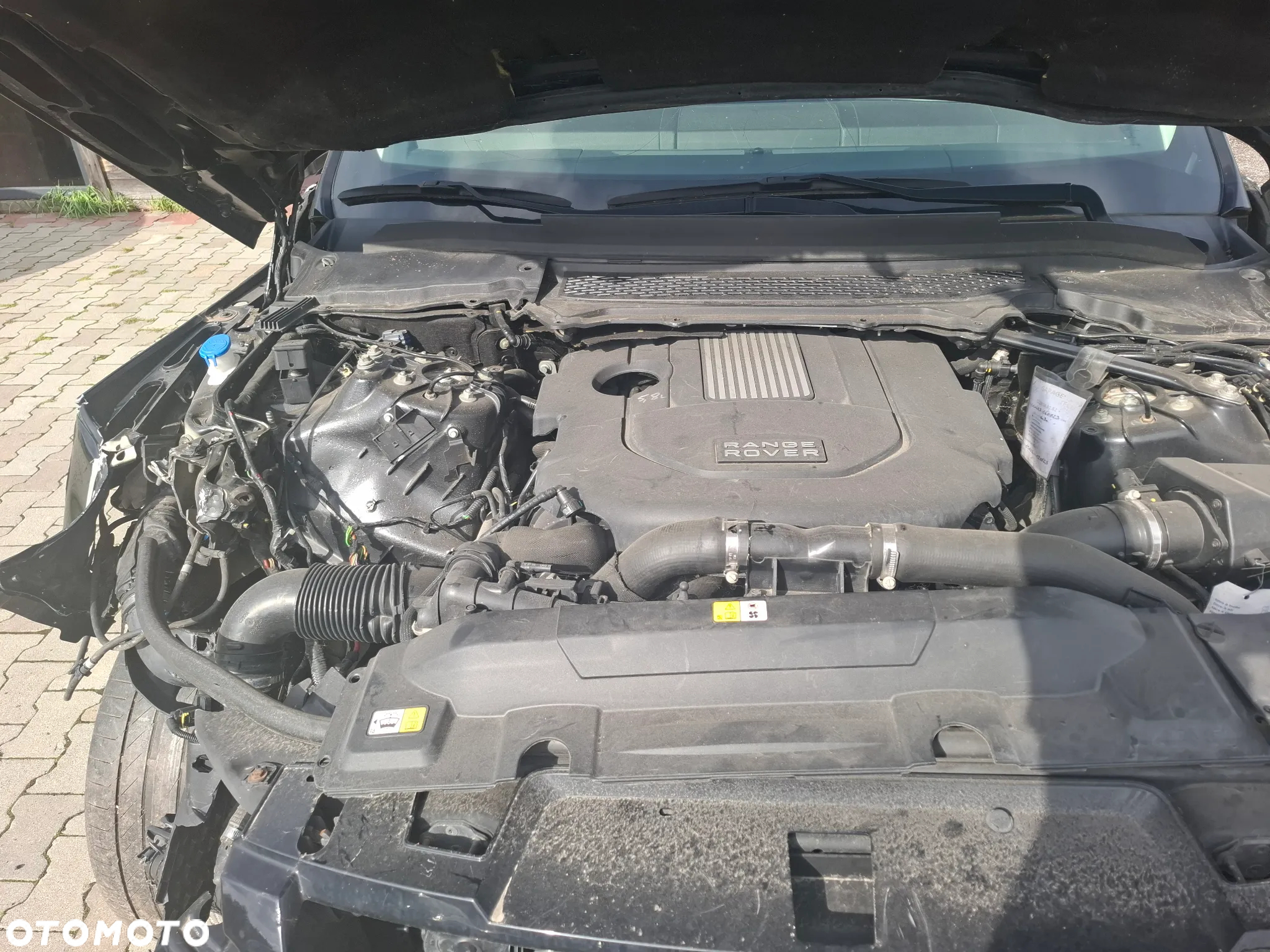 Land Rover Range Rover Sport TDV6 HSE Dynamic - 23