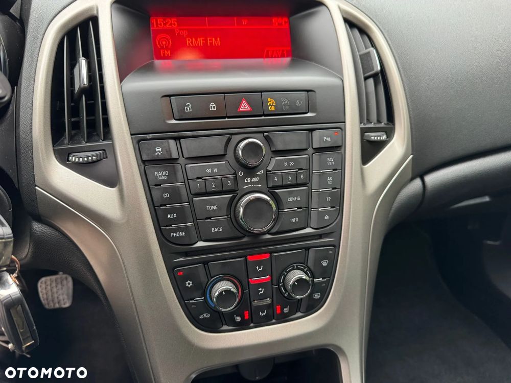 Opel Astra 1.6 Active - 26