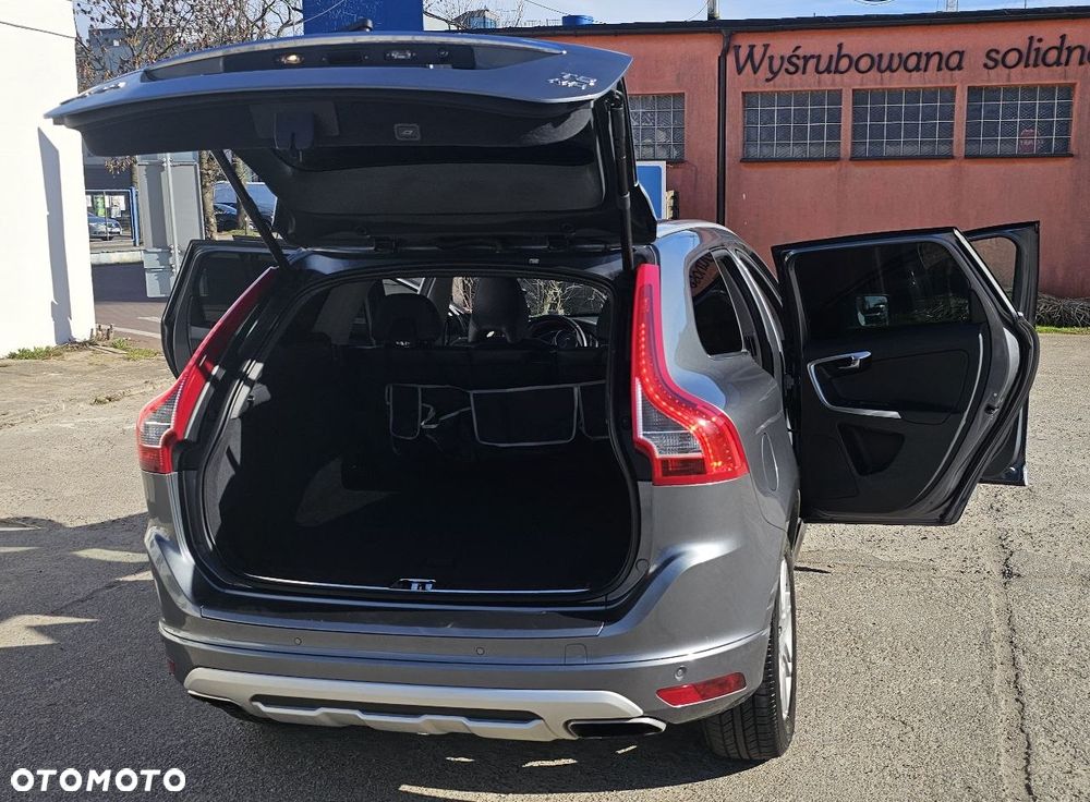 Volvo XC 60 T5 AWD Drive-E Summum - 11