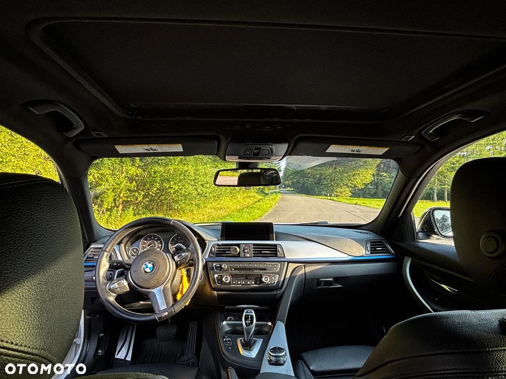 BMW Seria 3 335i - 5