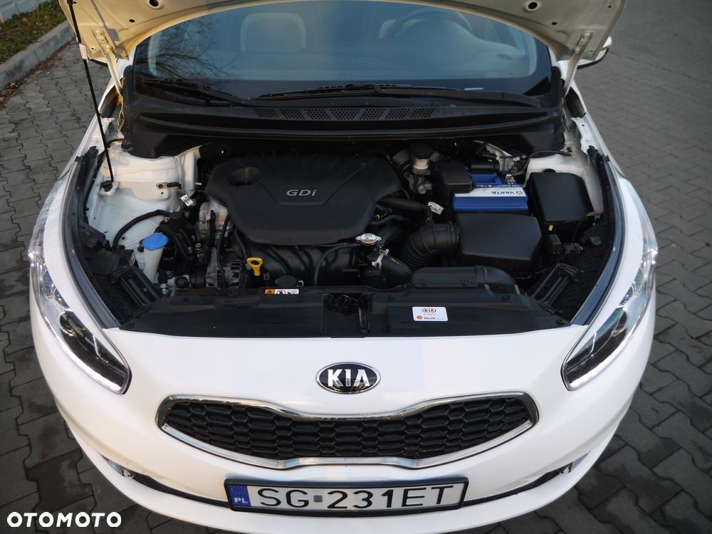 Kia Ceed 1.6 GDI Spirit - 8