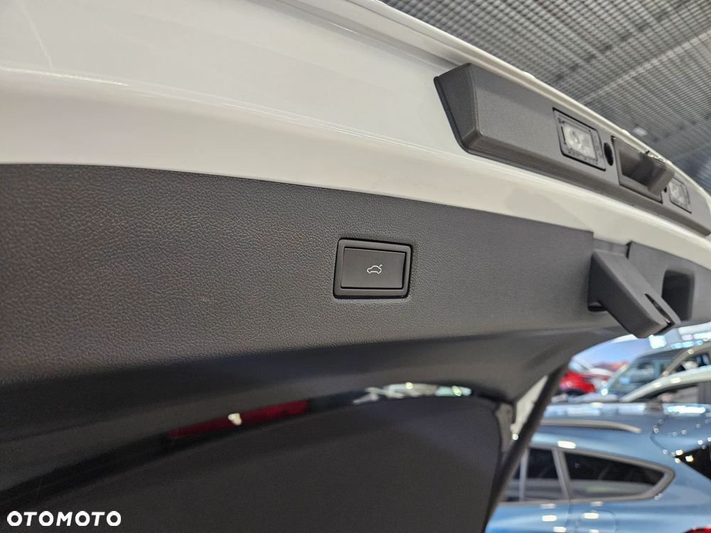 Ford Explorer 77kWh RWD - 13