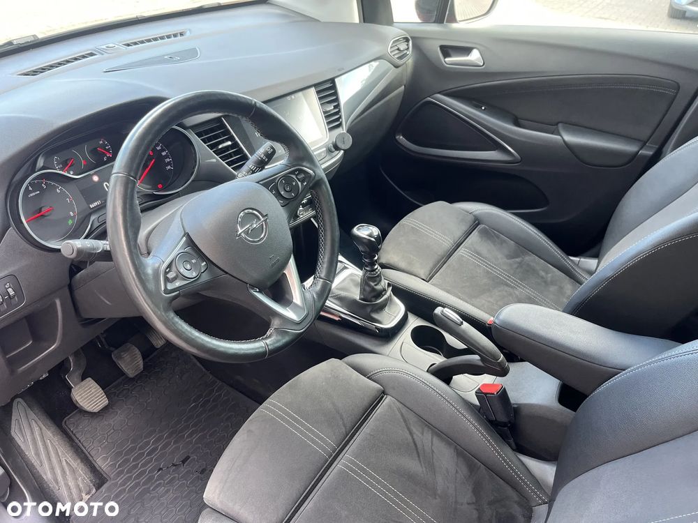 Opel Crossland X - 8