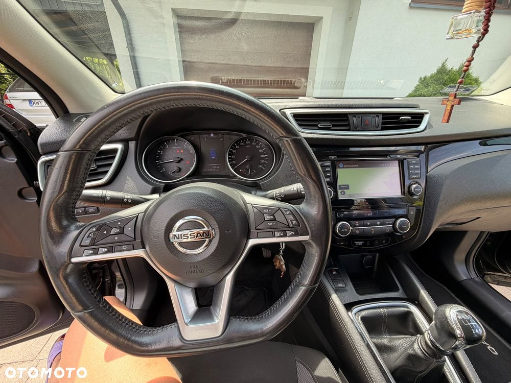 Nissan Qashqai 1.2 DIG-T N-Connecta EU6 - 9