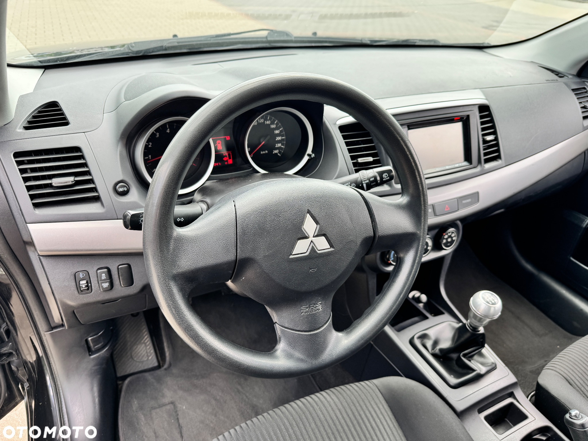 Mitsubishi Lancer 1.6 - 7
