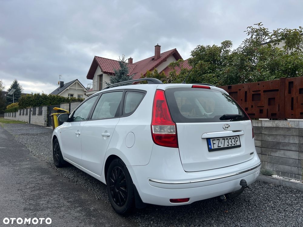 Hyundai I30 2009 photo 3
