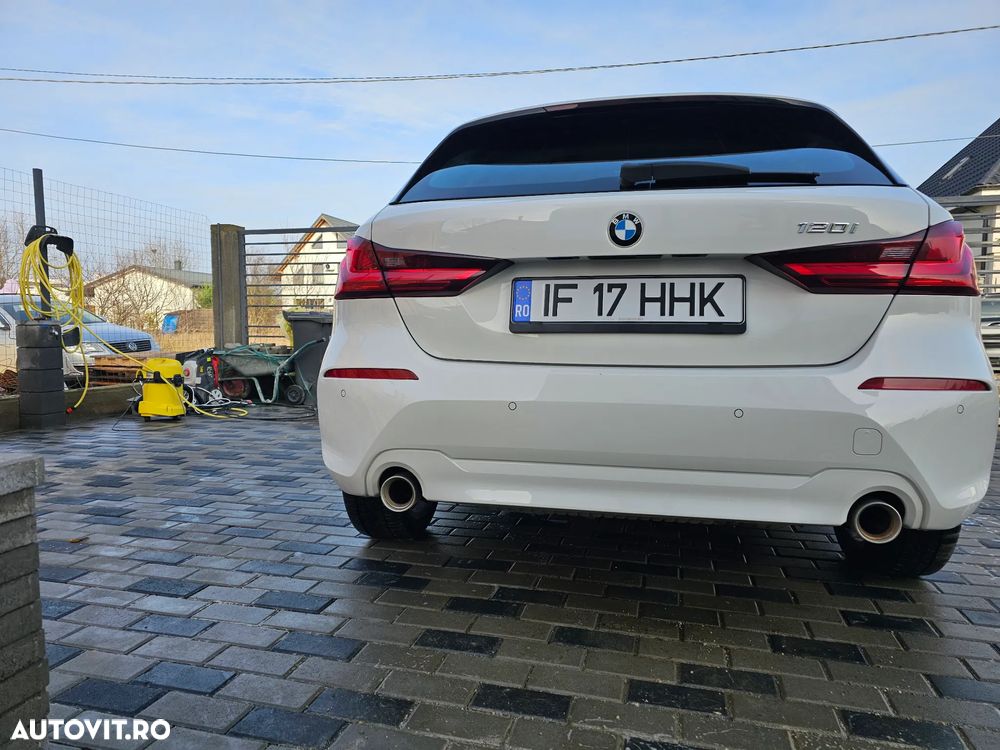 BMW Seria 1 120i AT - 4