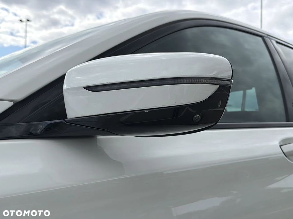 BMW Seria 7 740d xDrive mHEV sport - 36