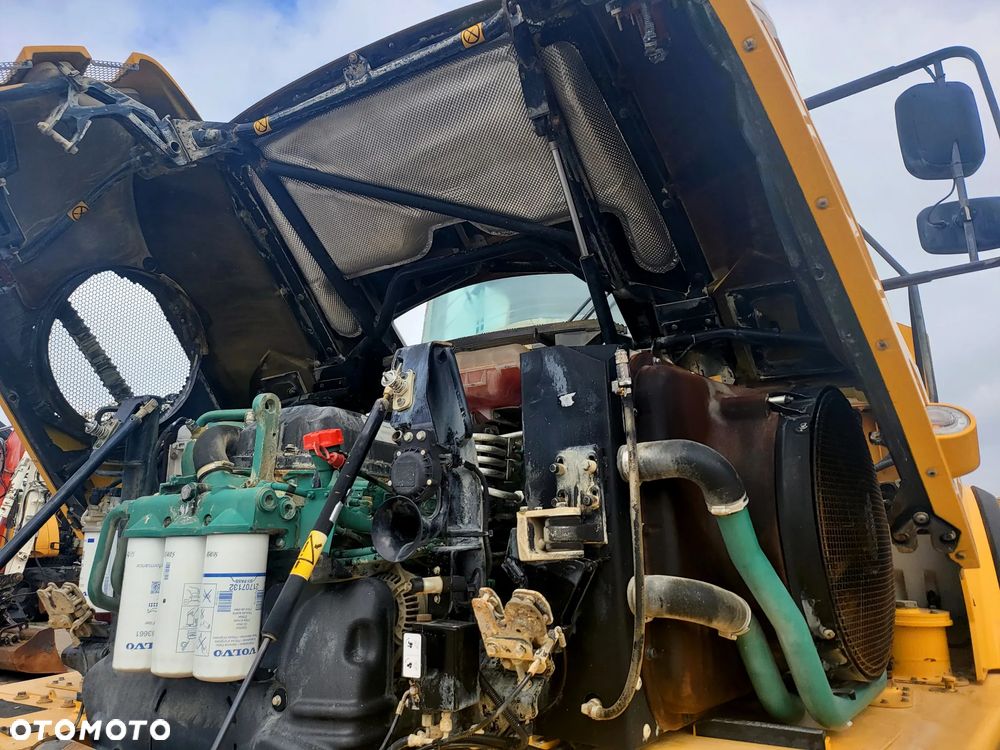 Volvo A30F - 24