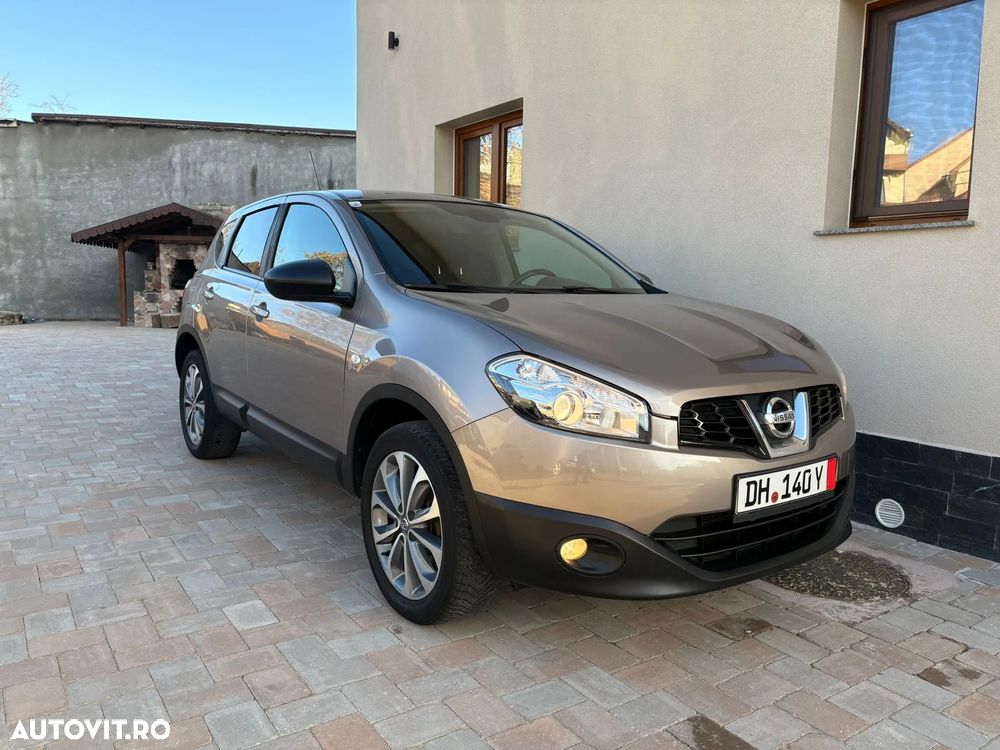 Nissan Qashqai - 1