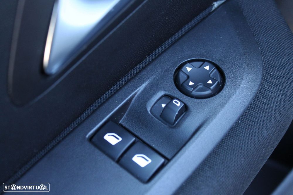 Peugeot 208 1.2 PureTech Active - 6