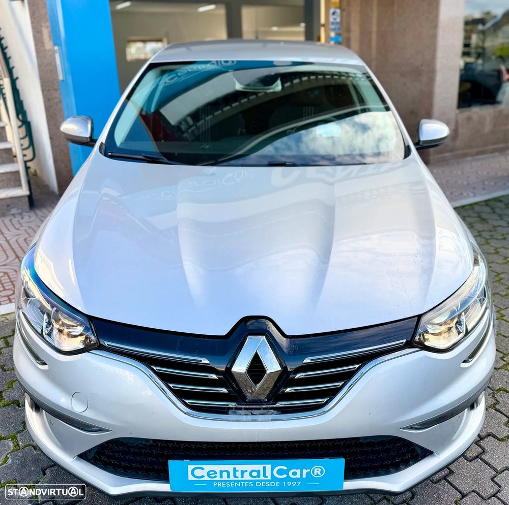 Renault Mégane 1.5 Blue dCi GT Line - 4
