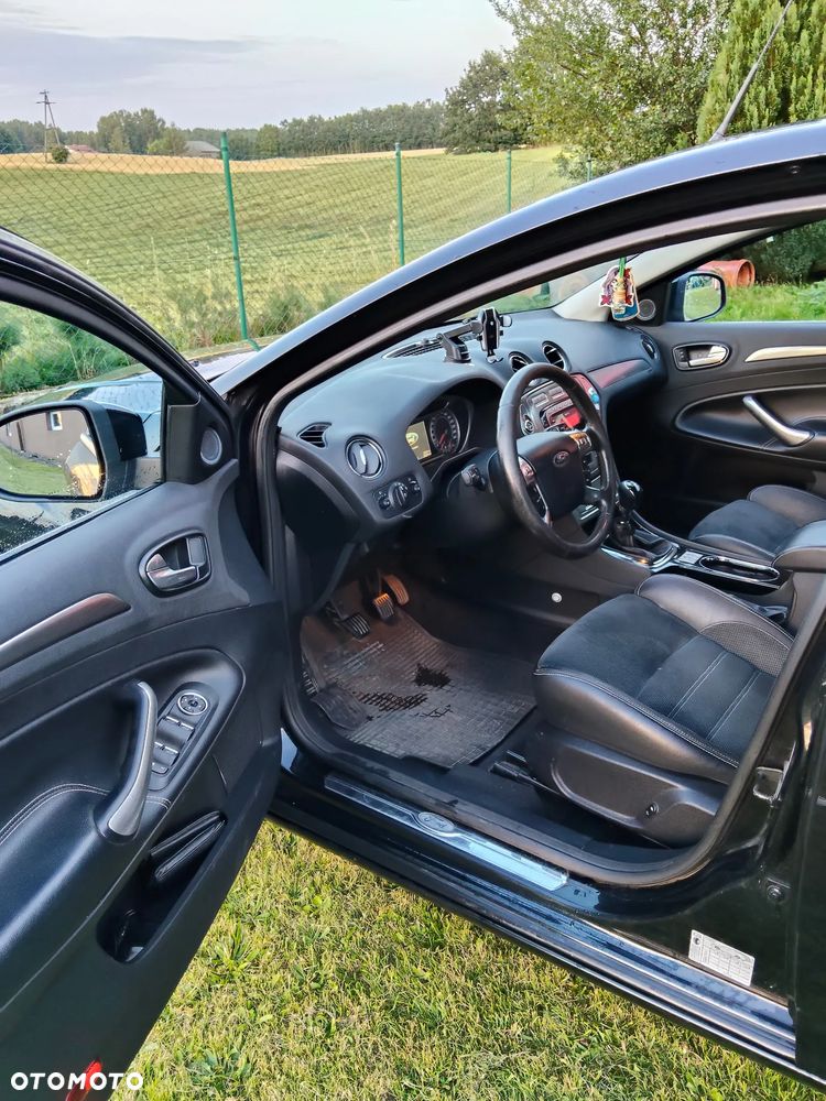 Ford Mondeo - 9