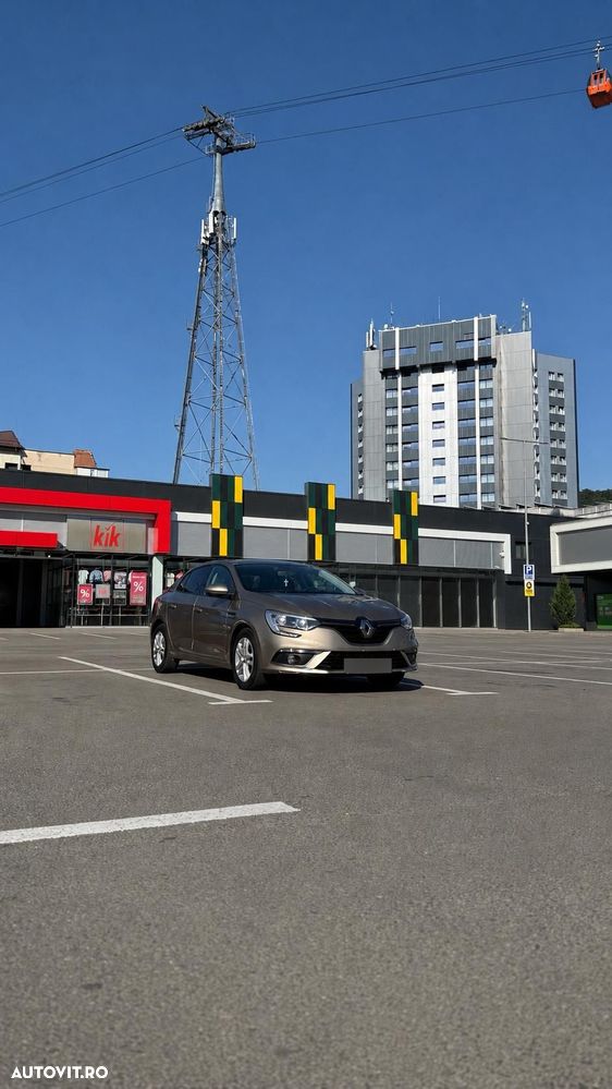 Renault Megane - 1