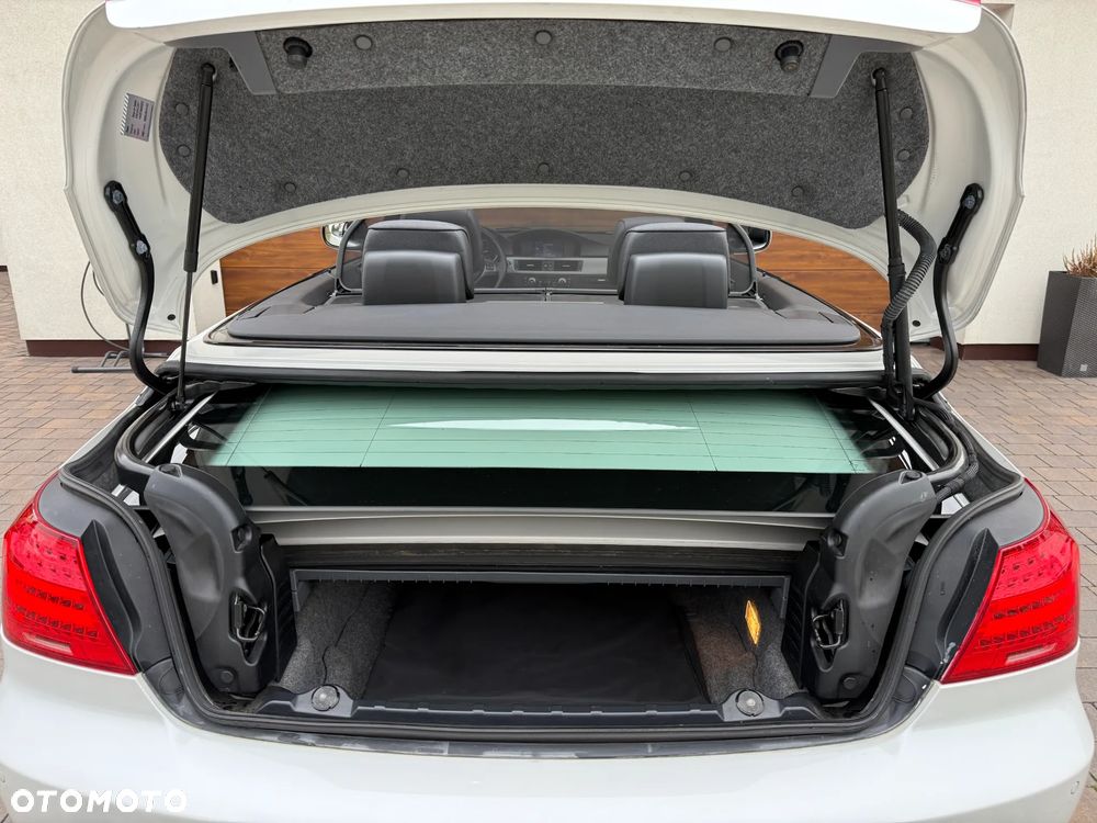 BMW Seria 3 320i M Sport Edition - 23