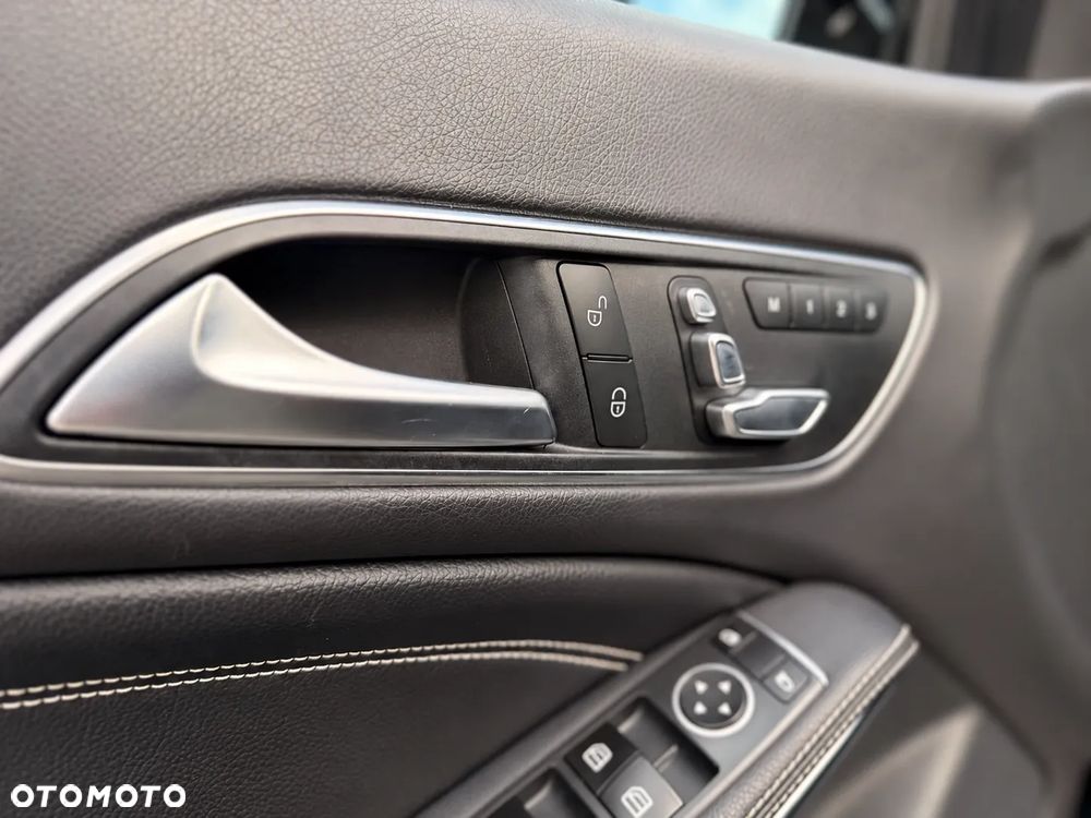 Mercedes-Benz CLA 250 4-Matic - 27
