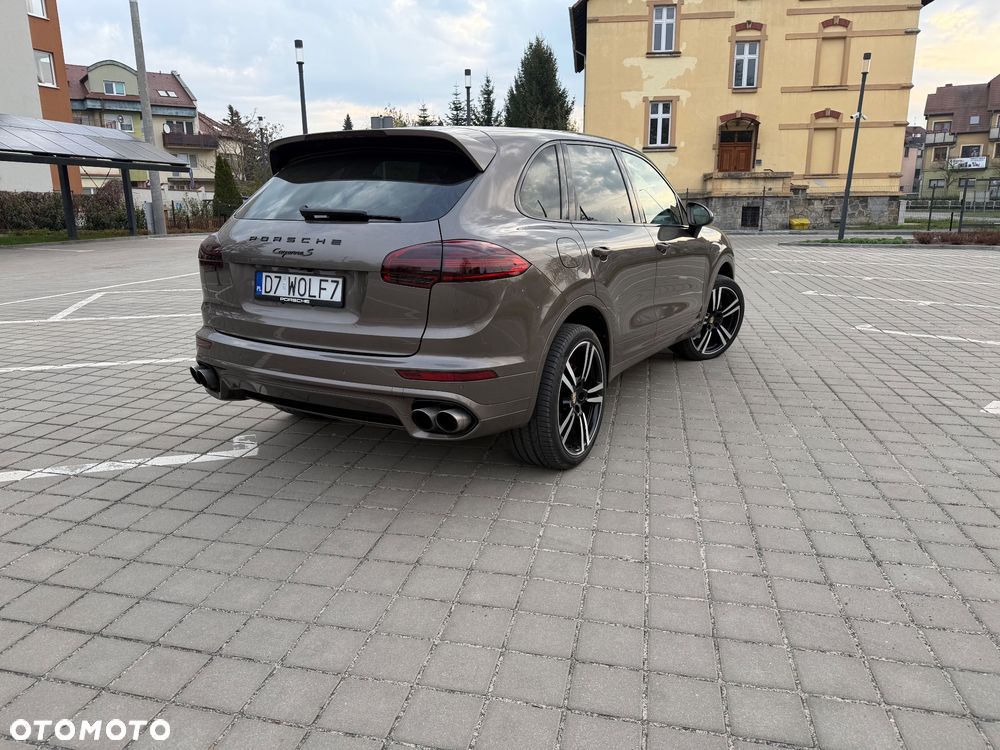 Porsche Cayenne Tiptronic S - 4