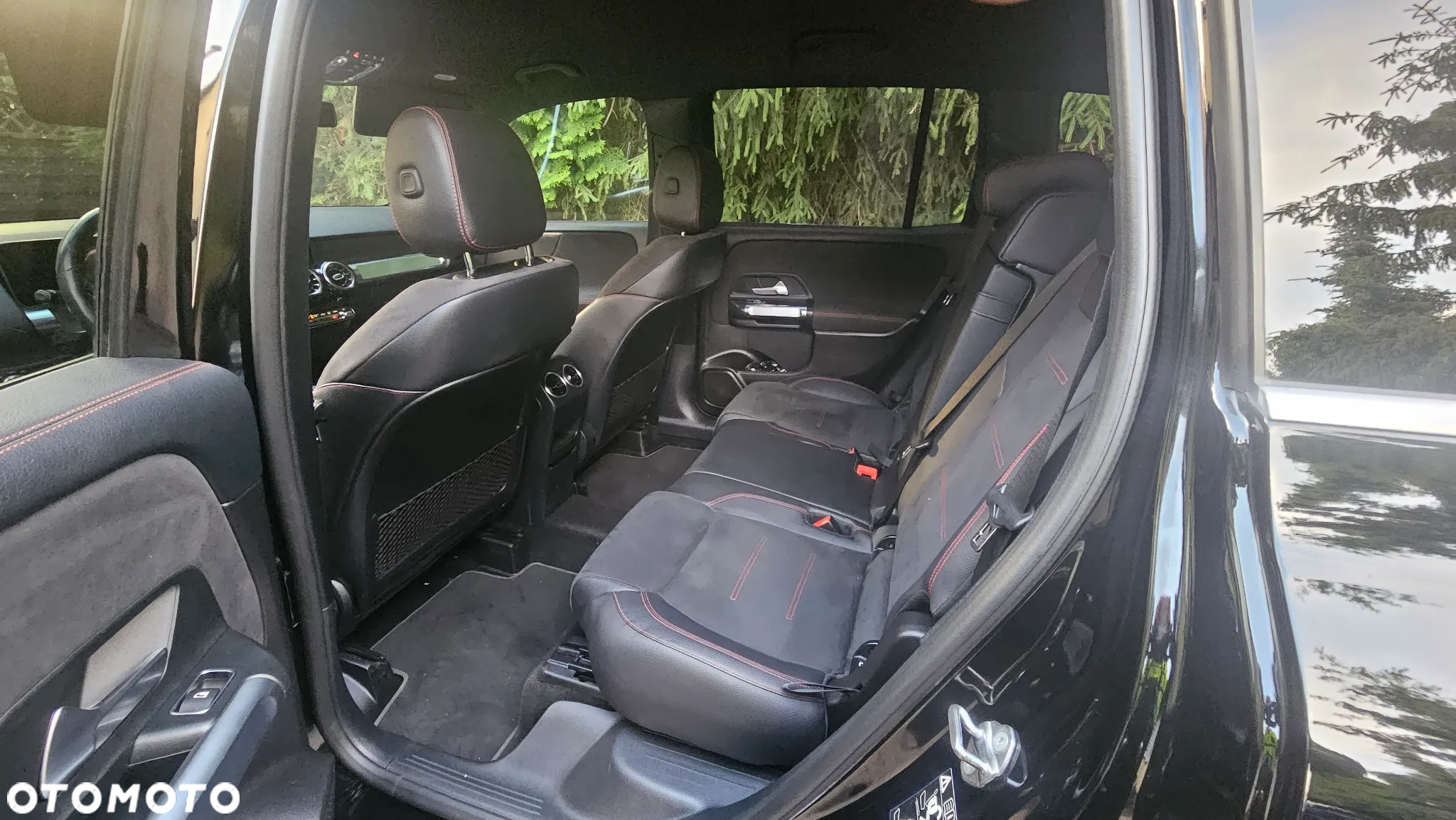 Mercedes-Benz GLB 200 4-Matic AMG Line 8G-DCT - 9