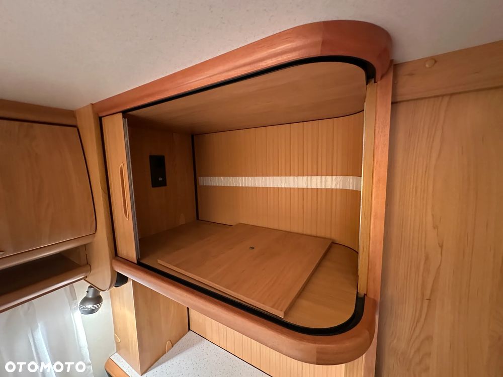 Hobby 500 KMFE z napędem i nową markizą. DMC 1400 kg !! RATY !! - 27